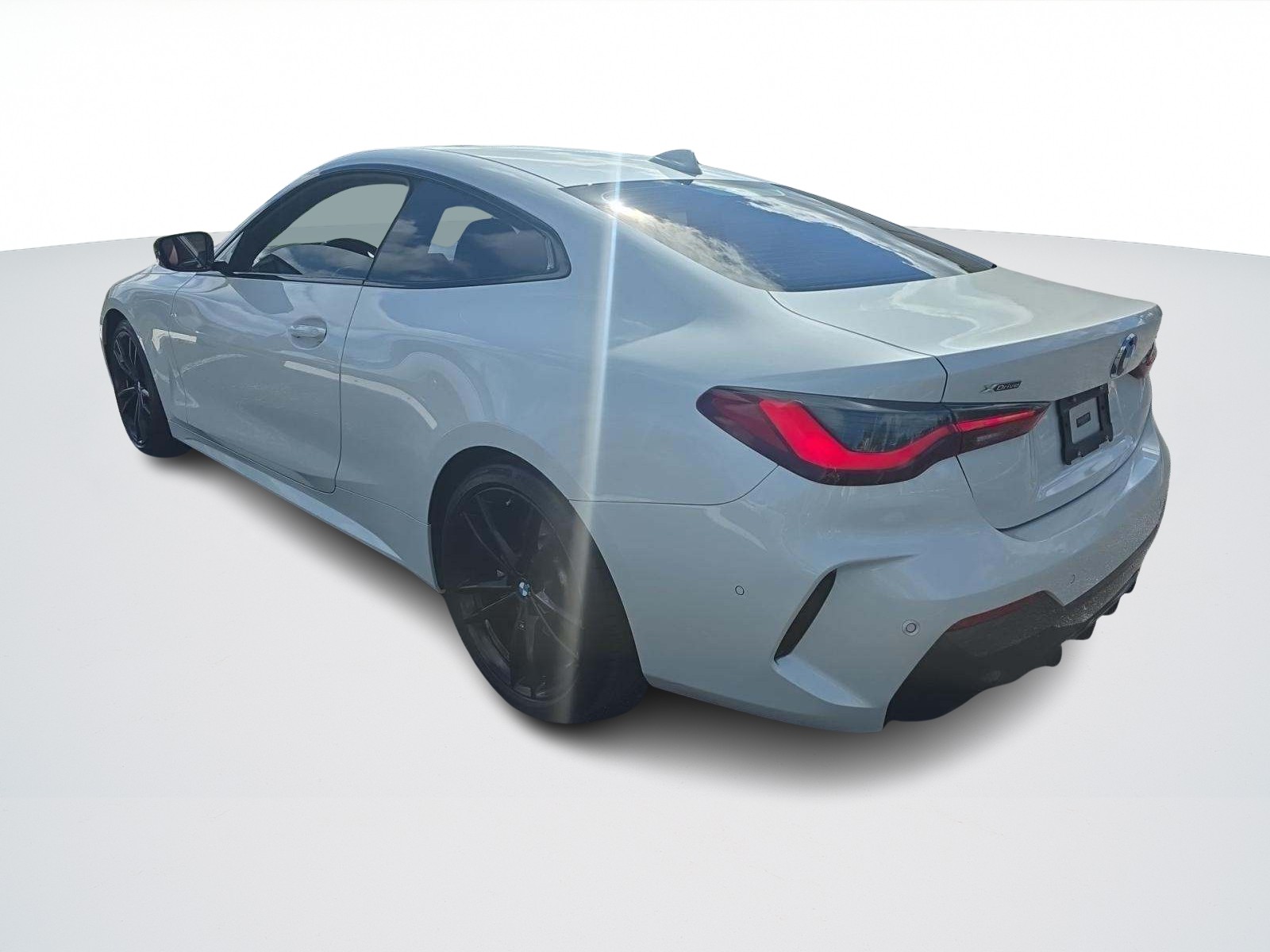 BMW 4 Series Coupe view 2