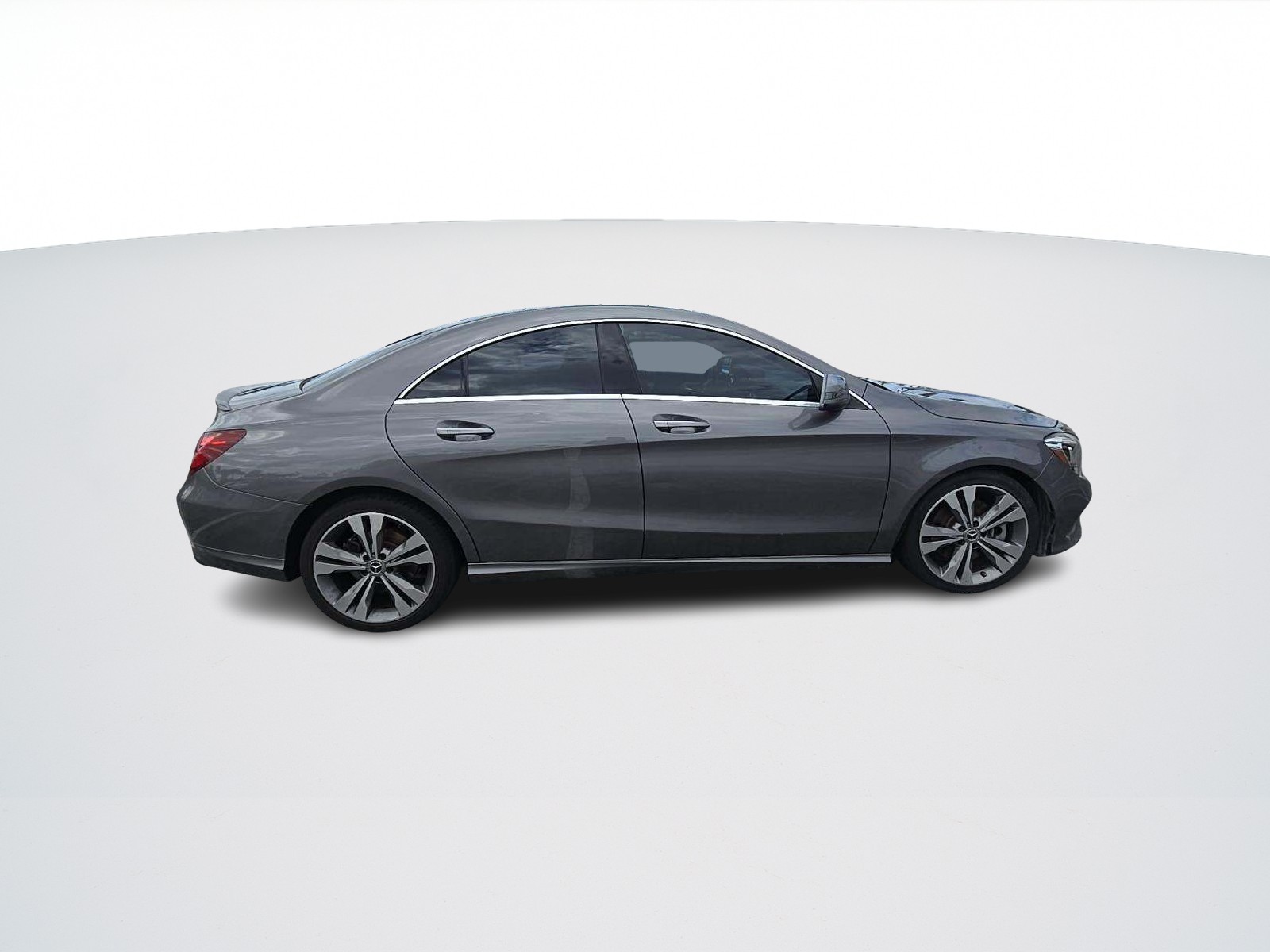 Mercedes-Benz CLA view 2